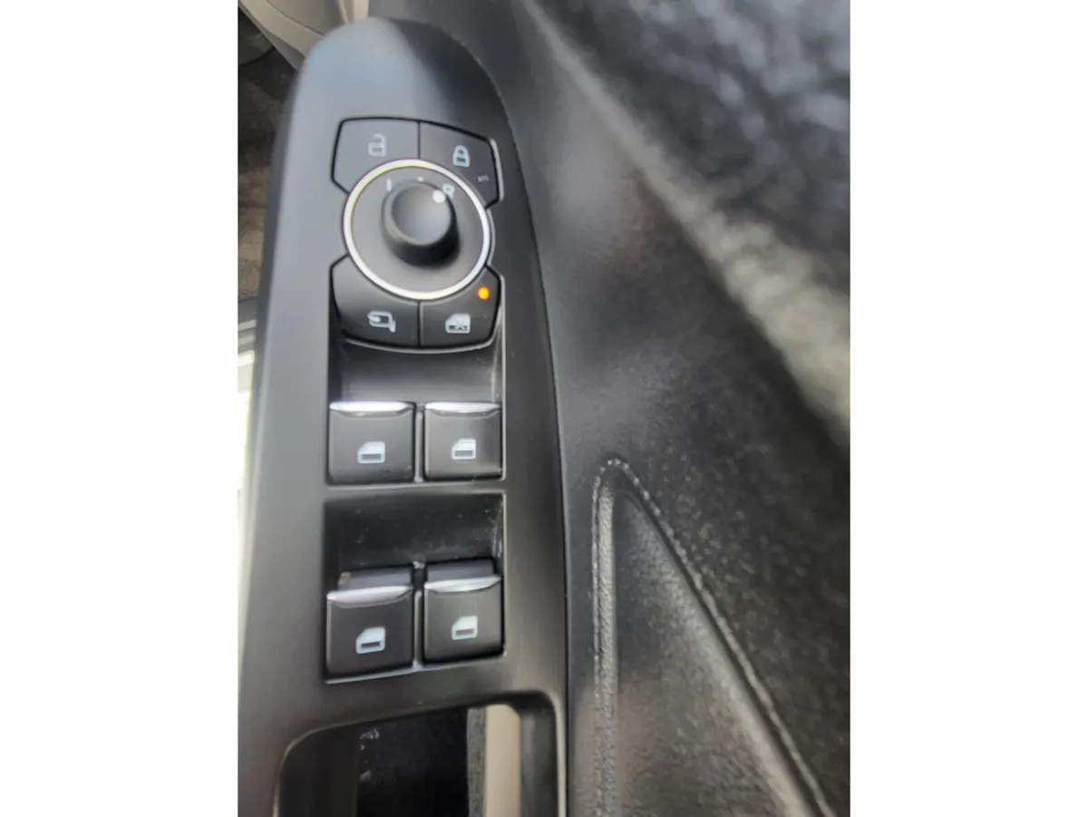 Ford Focus Hatchback, Petrol Hybrid, 2022, White