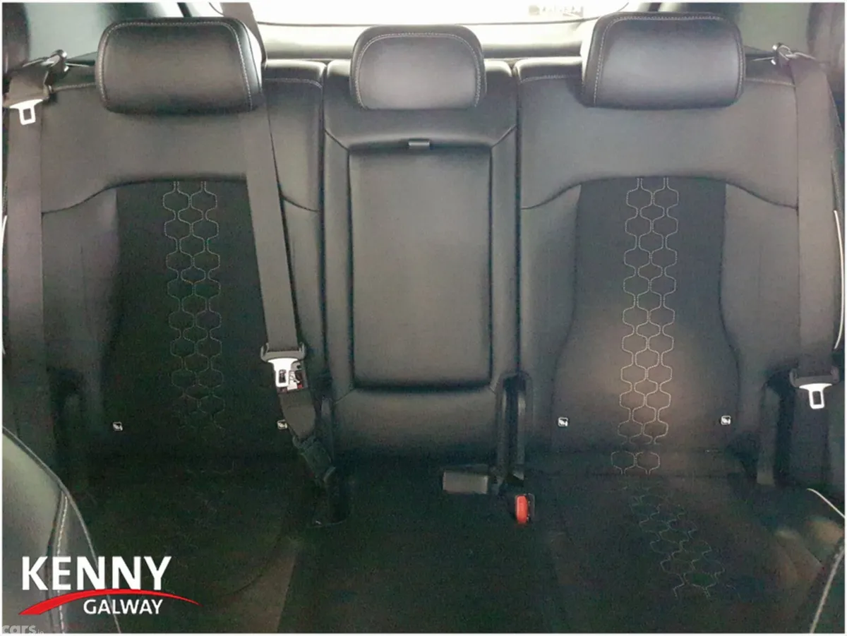 Kia Sportage Estate, Petrol Plug-in Hybrid, 2025, Black