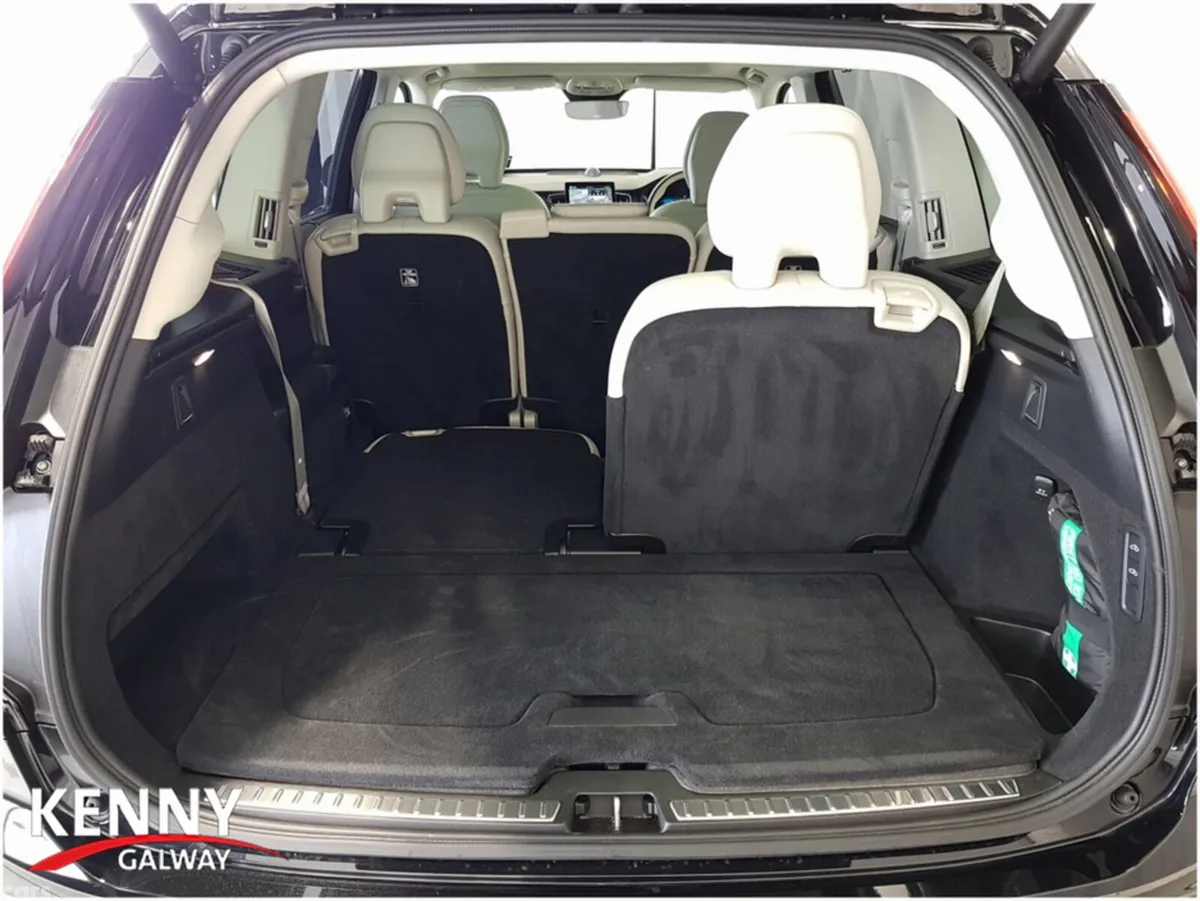 Volvo XC90 Estate, Petrol Hybrid, 2026, Black