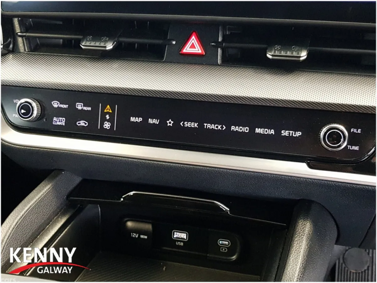 Kia Sportage Estate, Petrol Plug-in Hybrid, 2025, Black