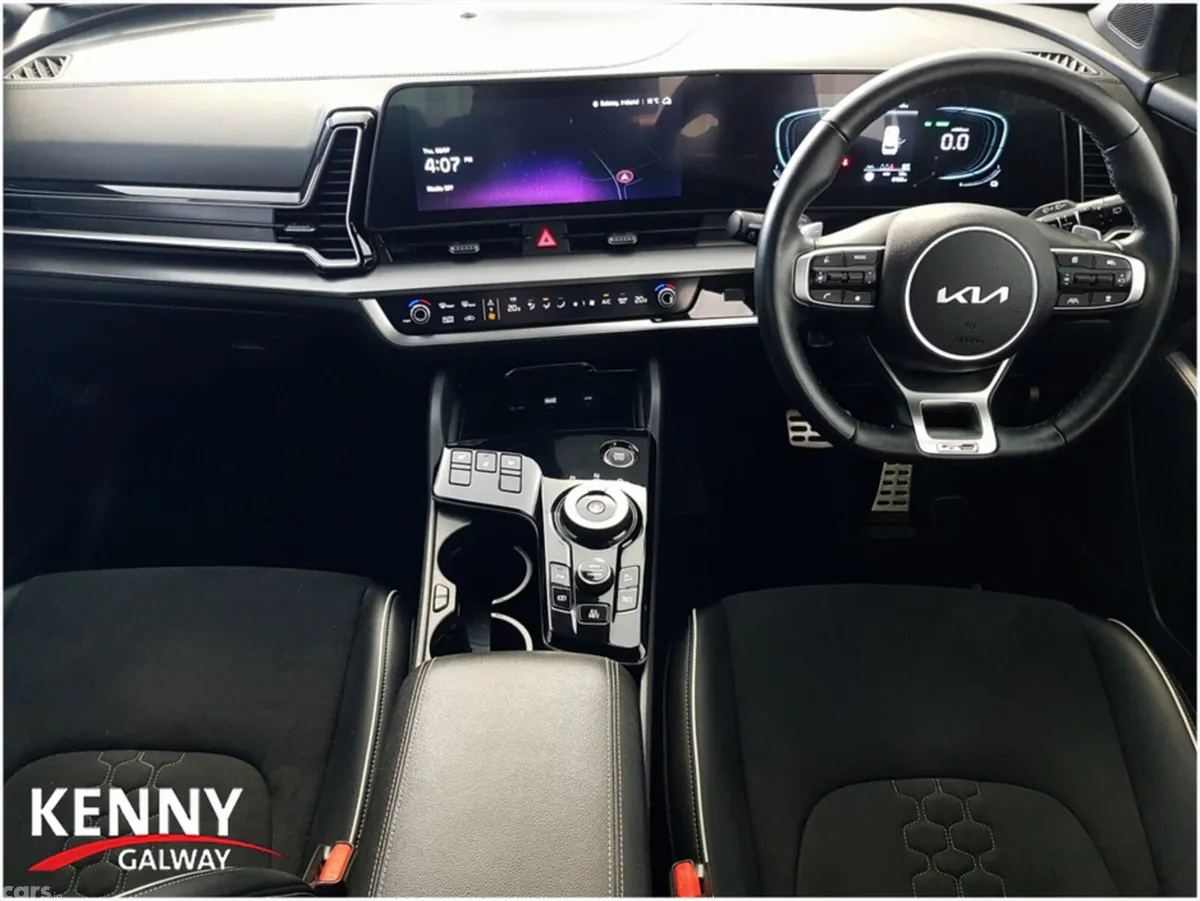 Kia Sportage Estate, Petrol Plug-in Hybrid, 2025, Black
