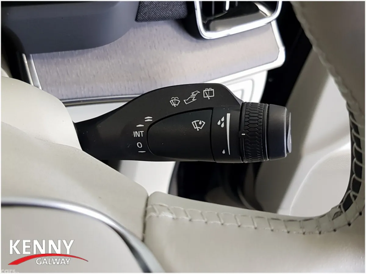 Volvo XC90 Estate, Petrol Hybrid, 2026, Black