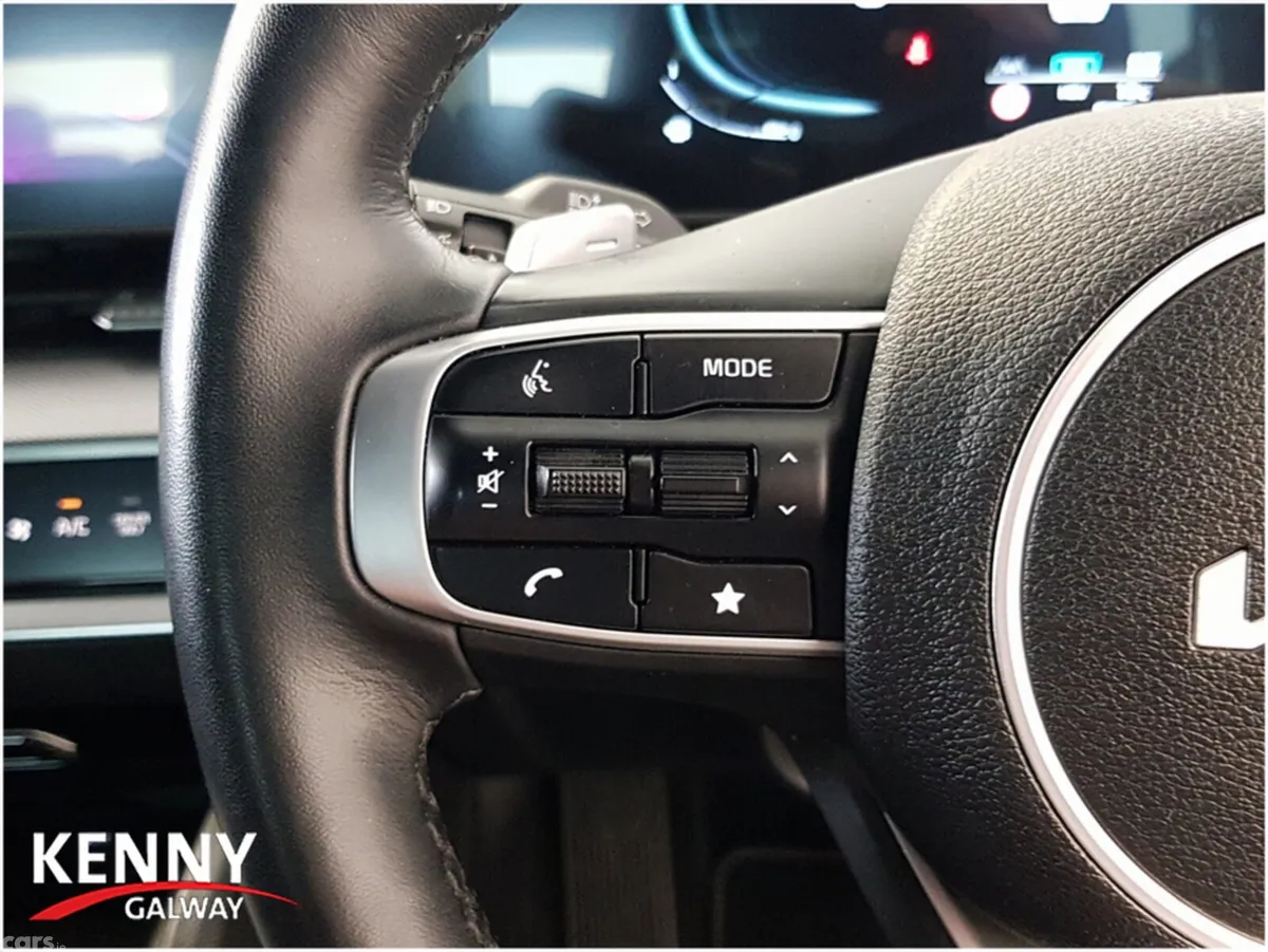 Kia Sportage Estate, Petrol Plug-in Hybrid, 2025, Black
