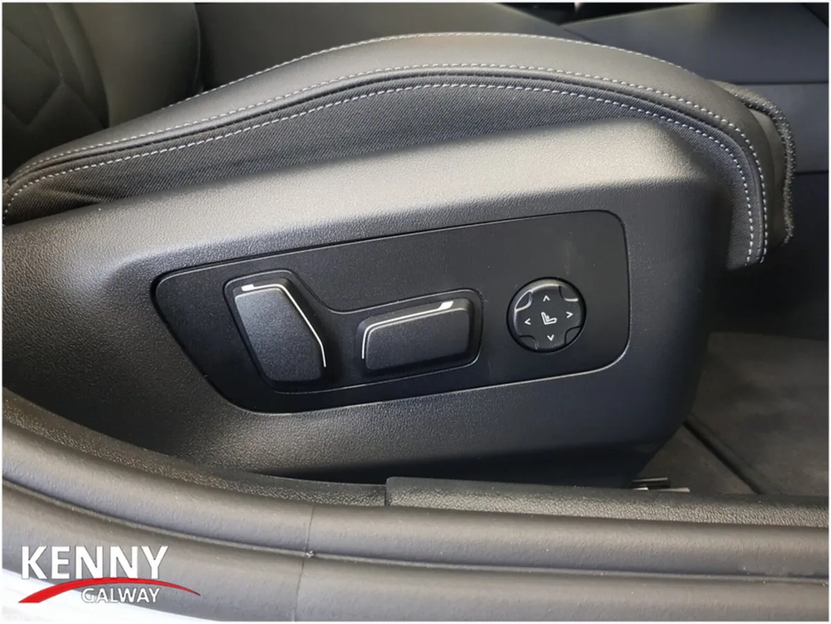 BMW i5 Saloon, Electric, 2025, Grey
