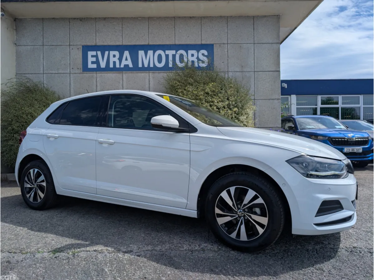 Volkswagen Polo Hatchback, Petrol, 2021, White