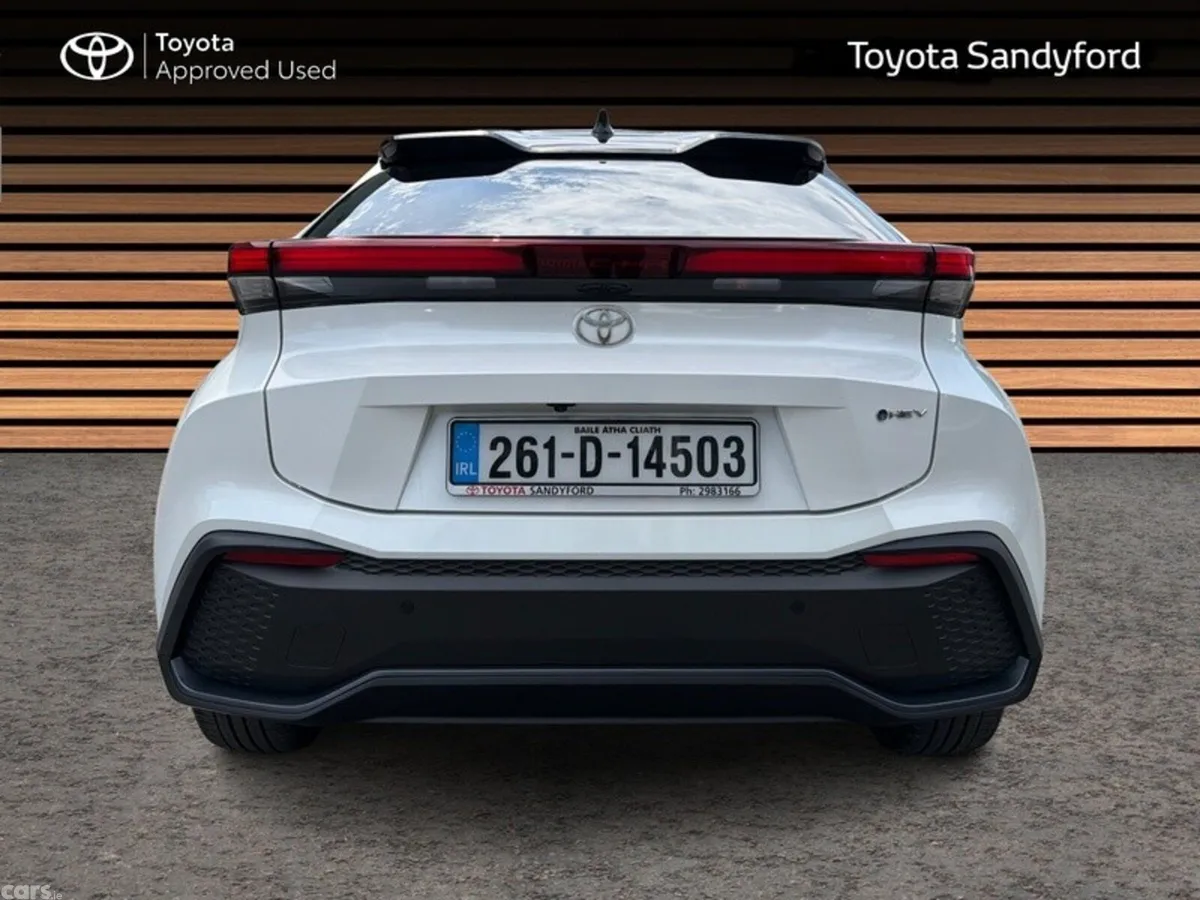 Toyota C-HR SUV, Petrol Hybrid, 2026, White
