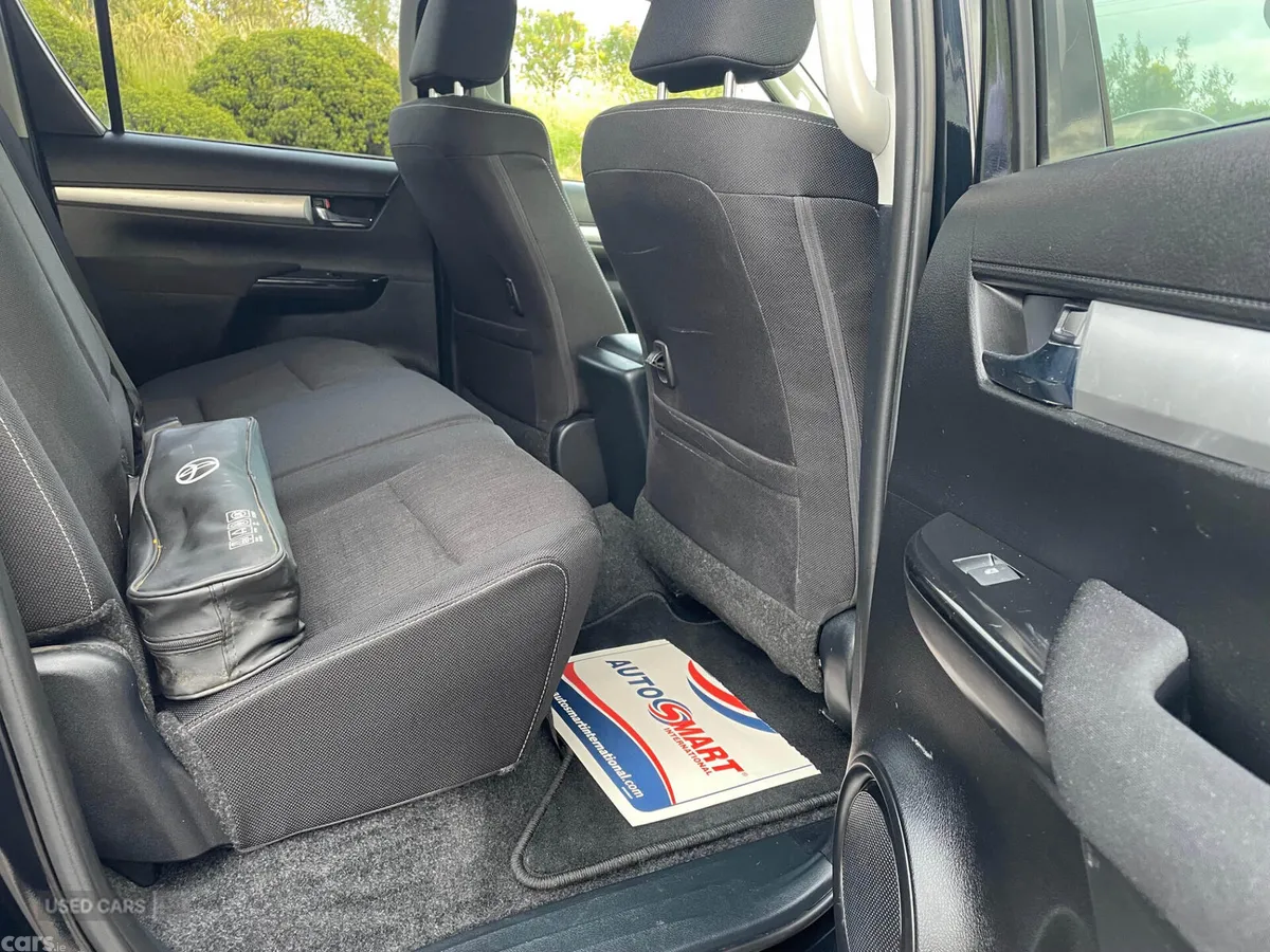 Toyota Hilux Pick Up, Diesel, 2024, Black