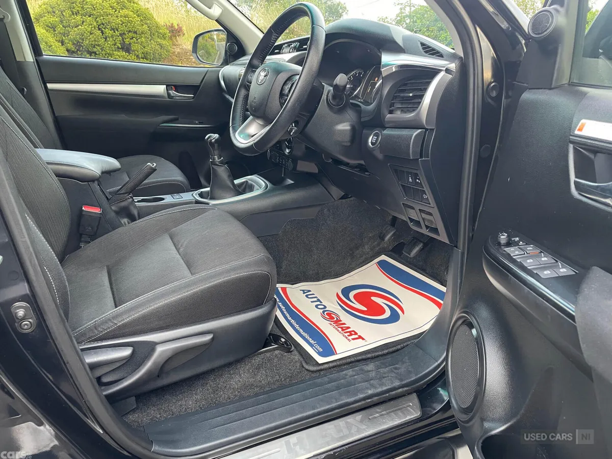 Toyota Hilux Pick Up, Diesel, 2024, Black