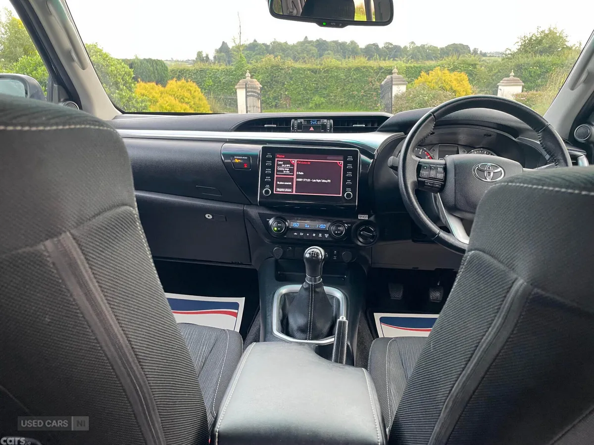 Toyota Hilux Pick Up, Diesel, 2024, Black