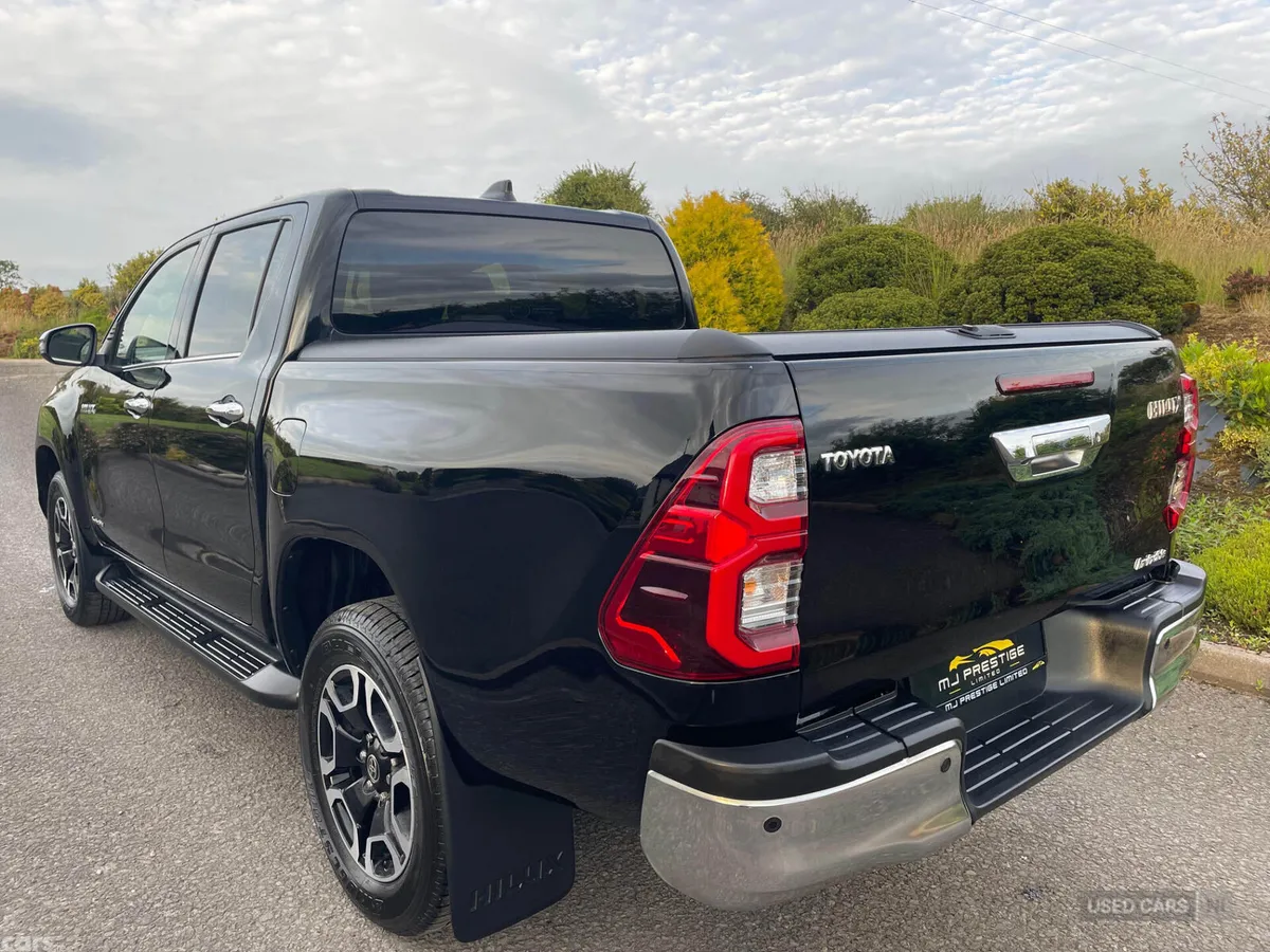 Toyota Hilux Pick Up, Diesel, 2024, Black