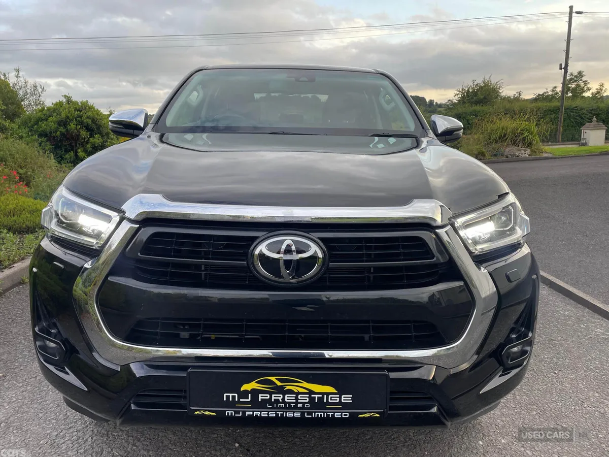 Toyota Hilux Pick Up, Diesel, 2024, Black