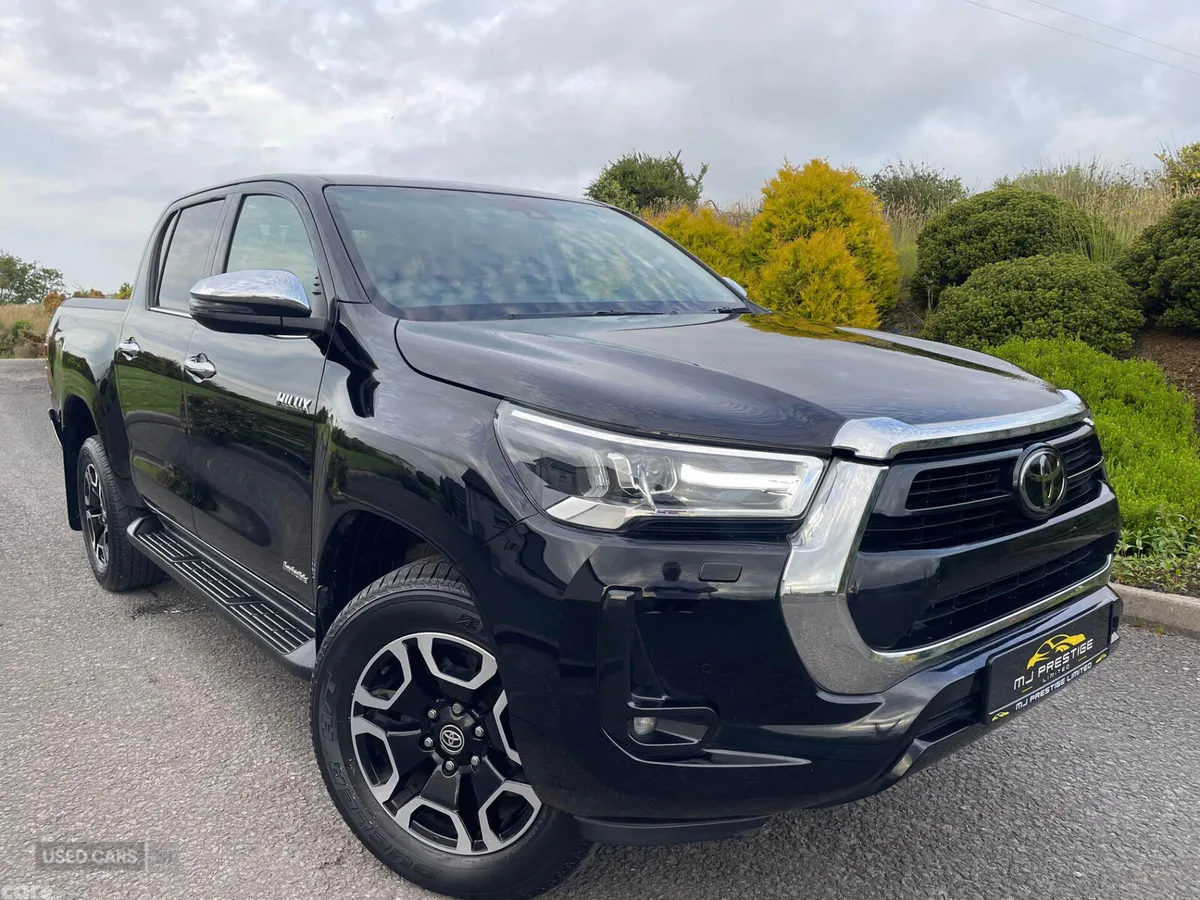 Toyota Hilux Pick Up, Diesel, 2024, Black