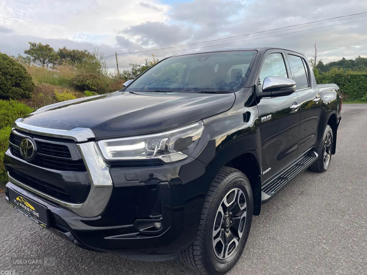 Toyota Hilux Pick Up, Diesel, 2024, Black