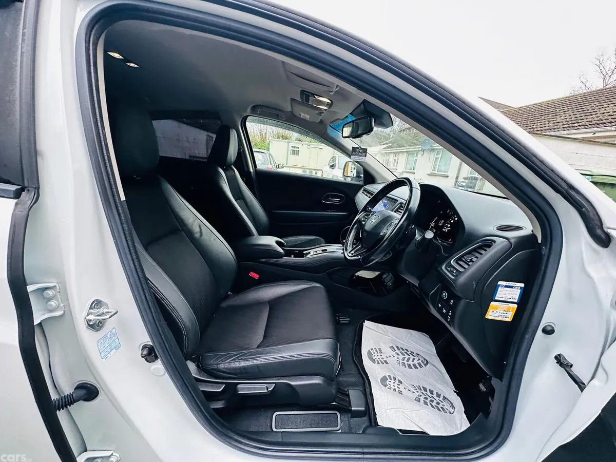 Honda Vezel Estate, Petrol Hybrid, 2018, White