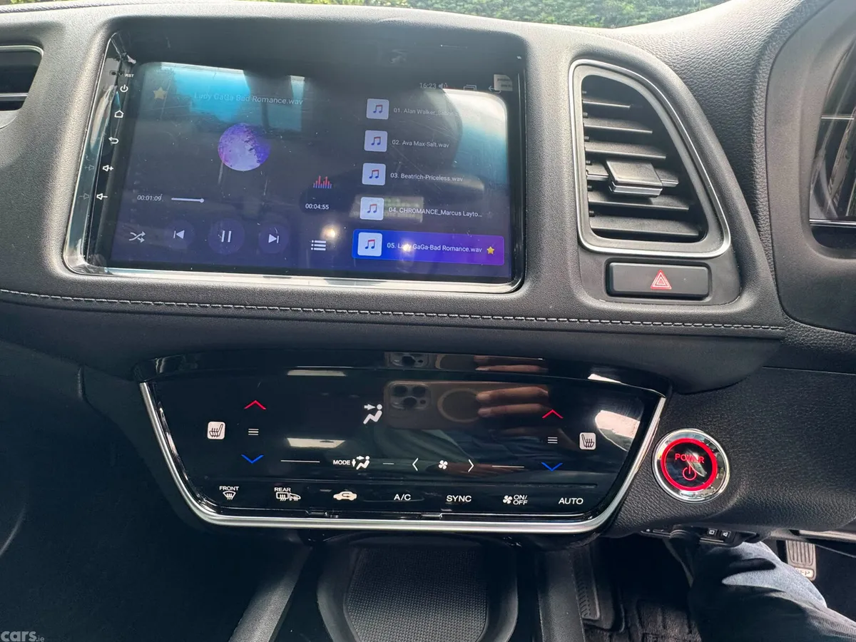 Honda Vezel Estate, Petrol Hybrid, 2019, White