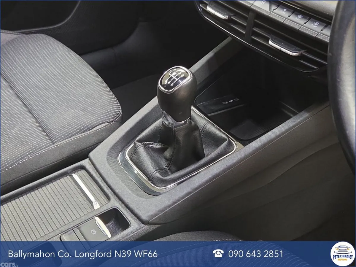 Skoda Octavia Saloon, Petrol, 2021, Silver