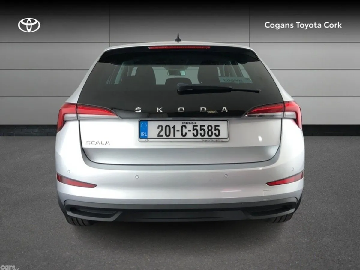 Skoda Scala Hatchback, Petrol, 2020, Grey