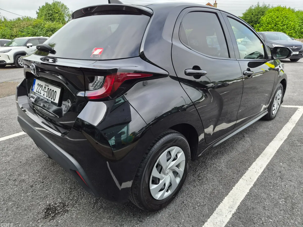 Toyota Yaris Hatchback, Petrol, 2022, Black