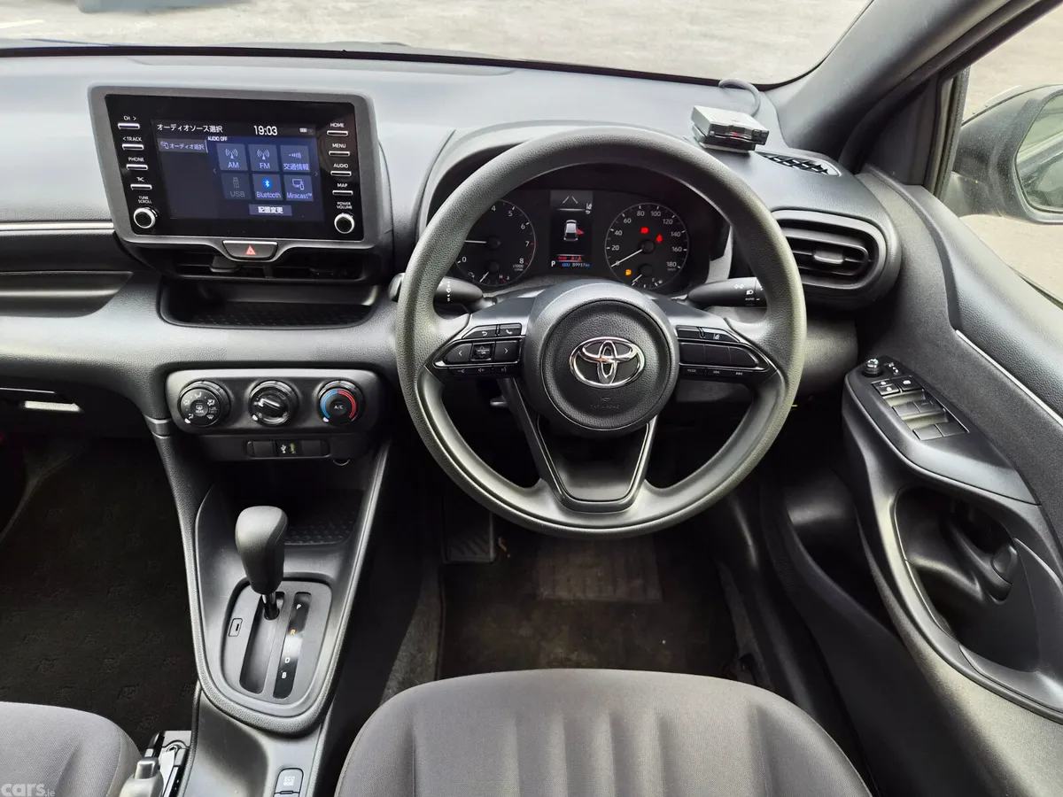 Toyota Yaris Hatchback, Petrol, 2022, Black