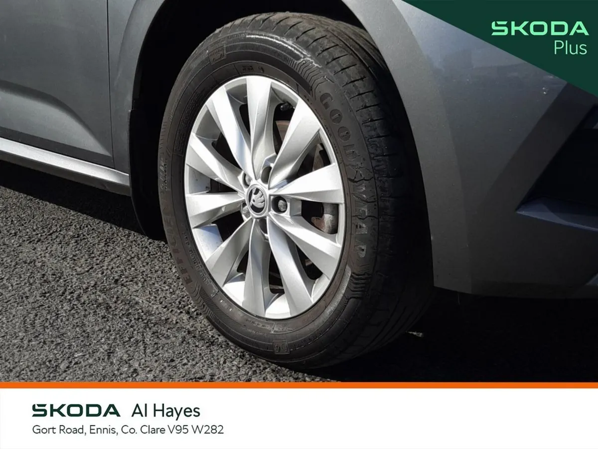 Skoda Kamiq SUV, Petrol, 2023, Grey