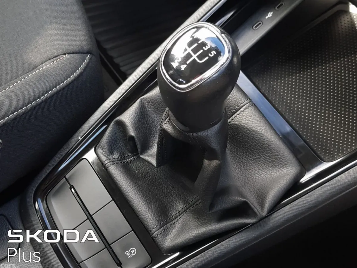 Skoda Kamiq SUV, Petrol, 2023, Grey