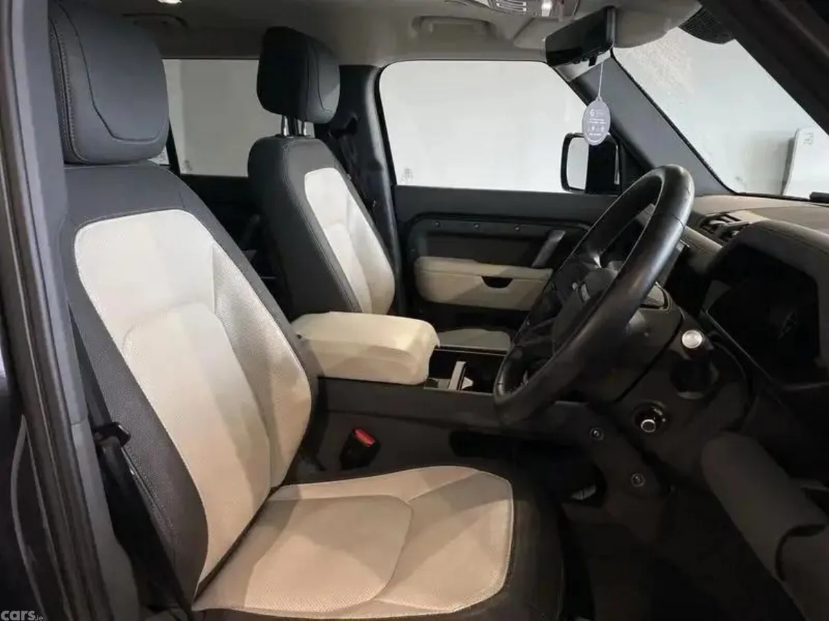 Land Rover Defender SUV, Diesel Hybrid, 2023, Grey