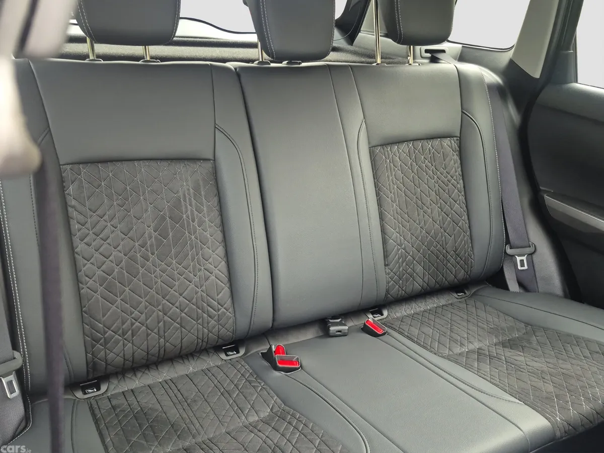 Suzuki Vitara SUV, Petrol Hybrid, 2025, Black
