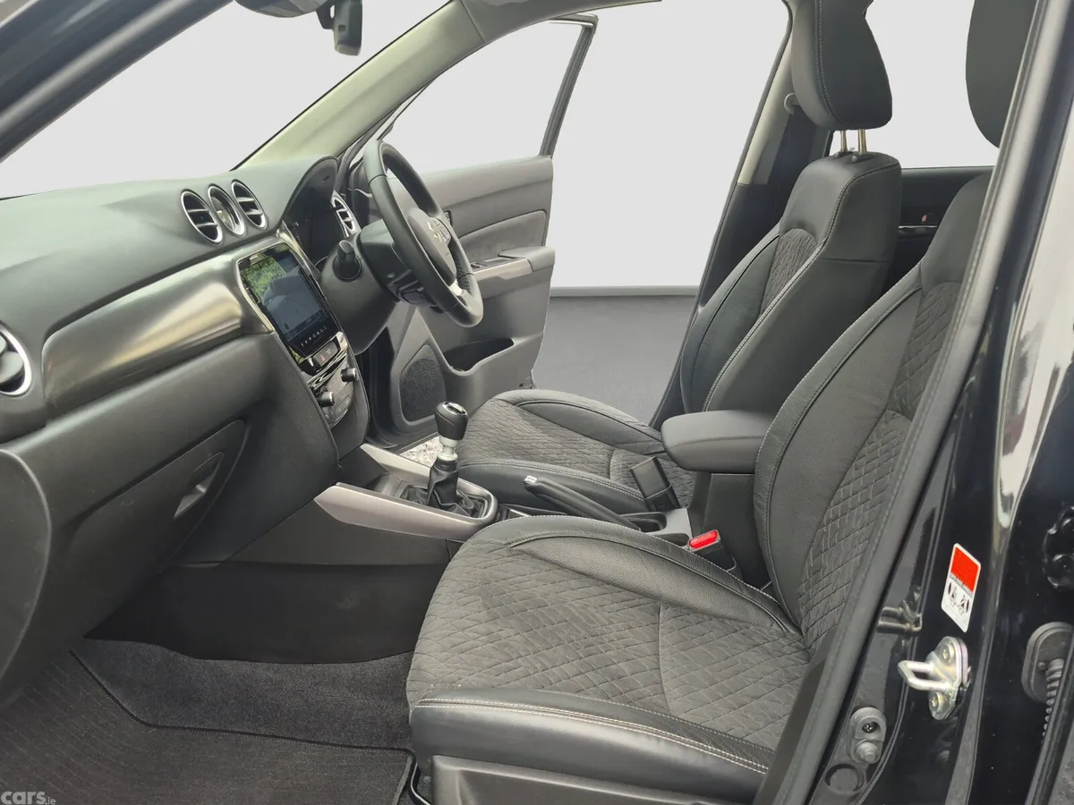 Suzuki Vitara SUV, Petrol Hybrid, 2025, Black