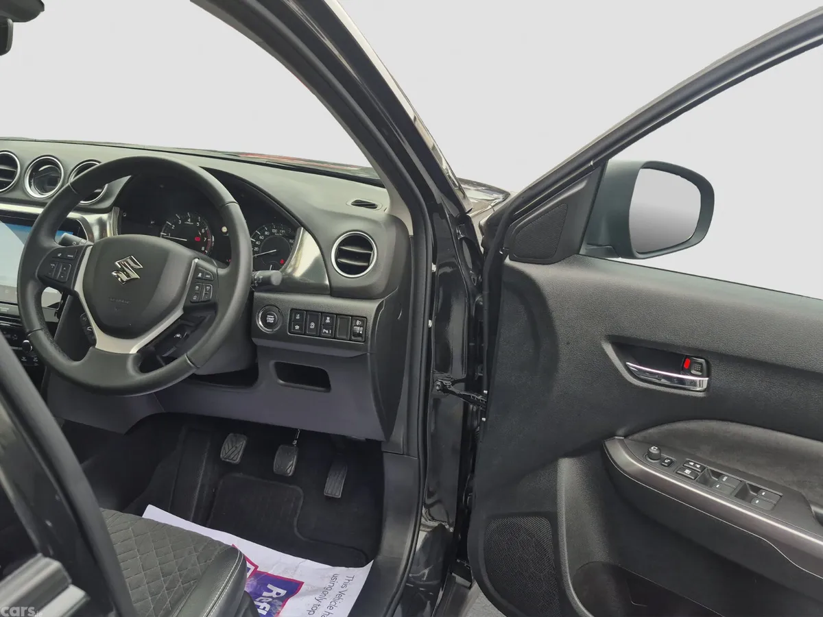 Suzuki Vitara SUV, Petrol Hybrid, 2025, Black