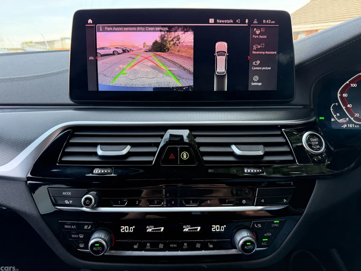 BMW 5-Series Estate, Petrol Plug-in Hybrid, 2023, Black