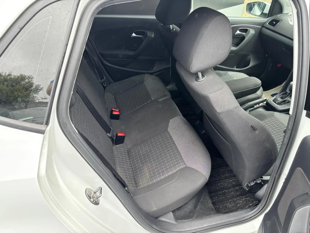Volkswagen Polo Hatchback, Petrol, 2017, White