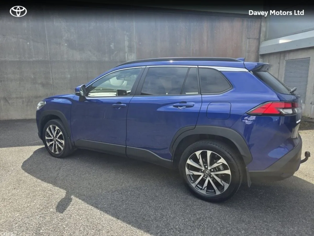 Toyota Corolla Cross SUV, Petrol Hybrid, 2024, Blue
