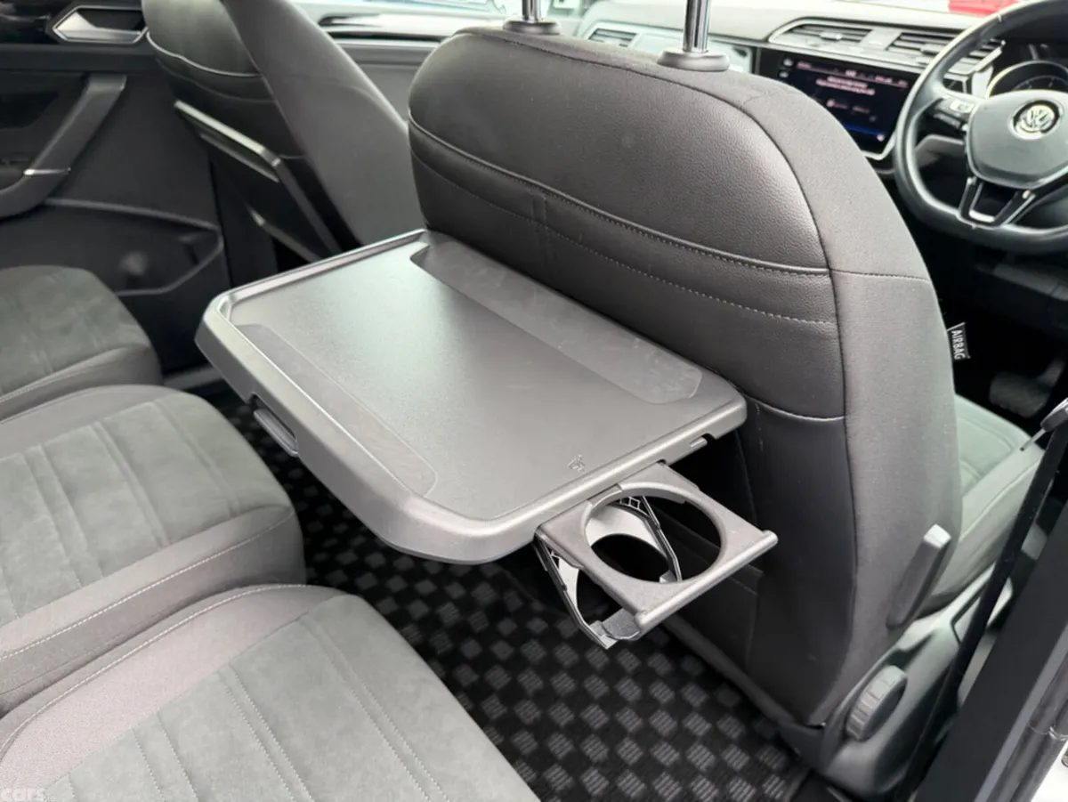 Volkswagen Touran MPV, Diesel, 2020, White