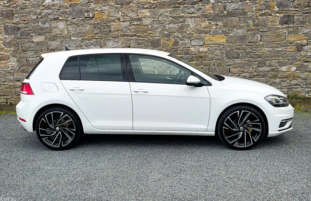 Volkswagen Golf Hatchback, Diesel, 2019, White