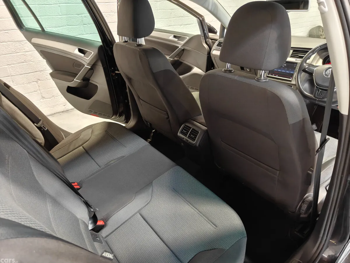 Volkswagen Golf Estate, Petrol, 2014, Black