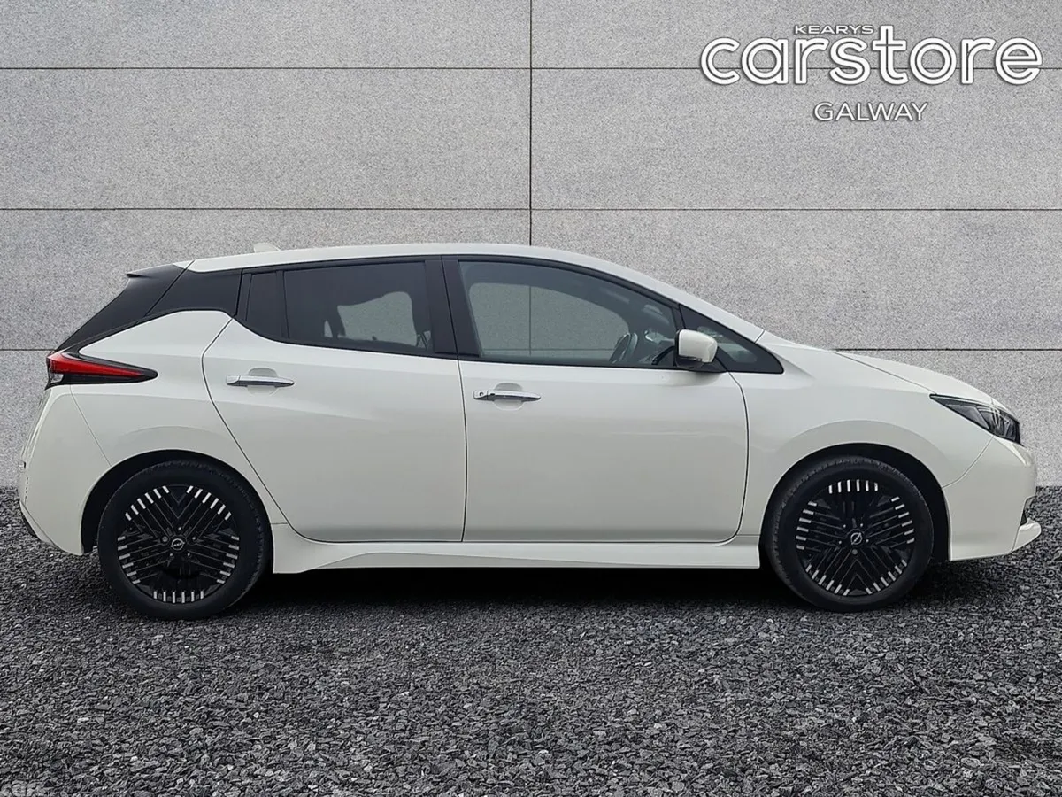 Nissan Leaf Hatchback, Electric, 2023, White