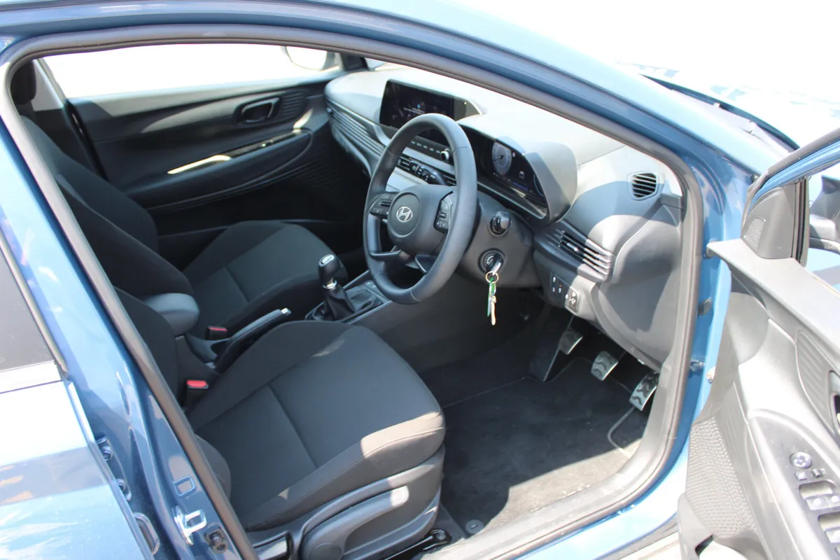 Hyundai Bayon Estate/Jeep, Petrol, 2026, Blue