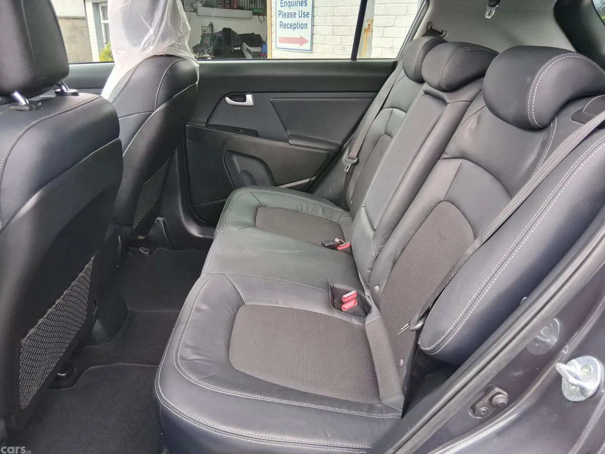 Kia Sportage SUV, Diesel, 2015, Silver