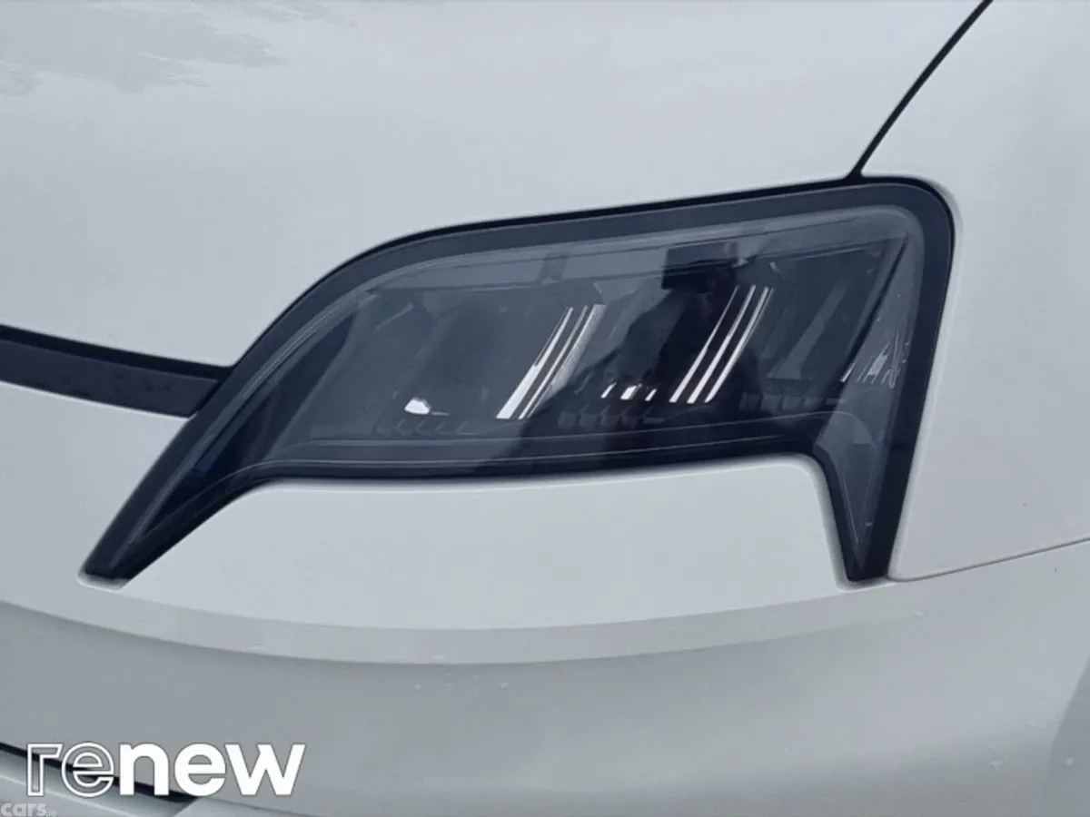 Renault 5 E-Tech Hatchback, Electric, 2026, White