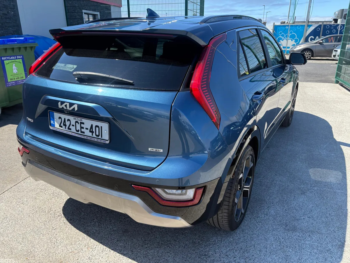 Kia Niro SUV, Petrol Plug-in Hybrid, 2024, Blue