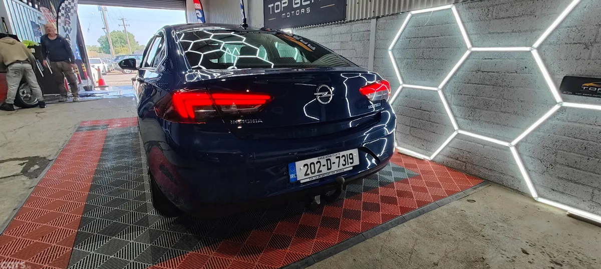 Opel Insignia Hatchback, Diesel, 2020, Blue