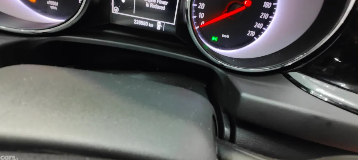 Opel Insignia Hatchback, Diesel, 2020, Blue