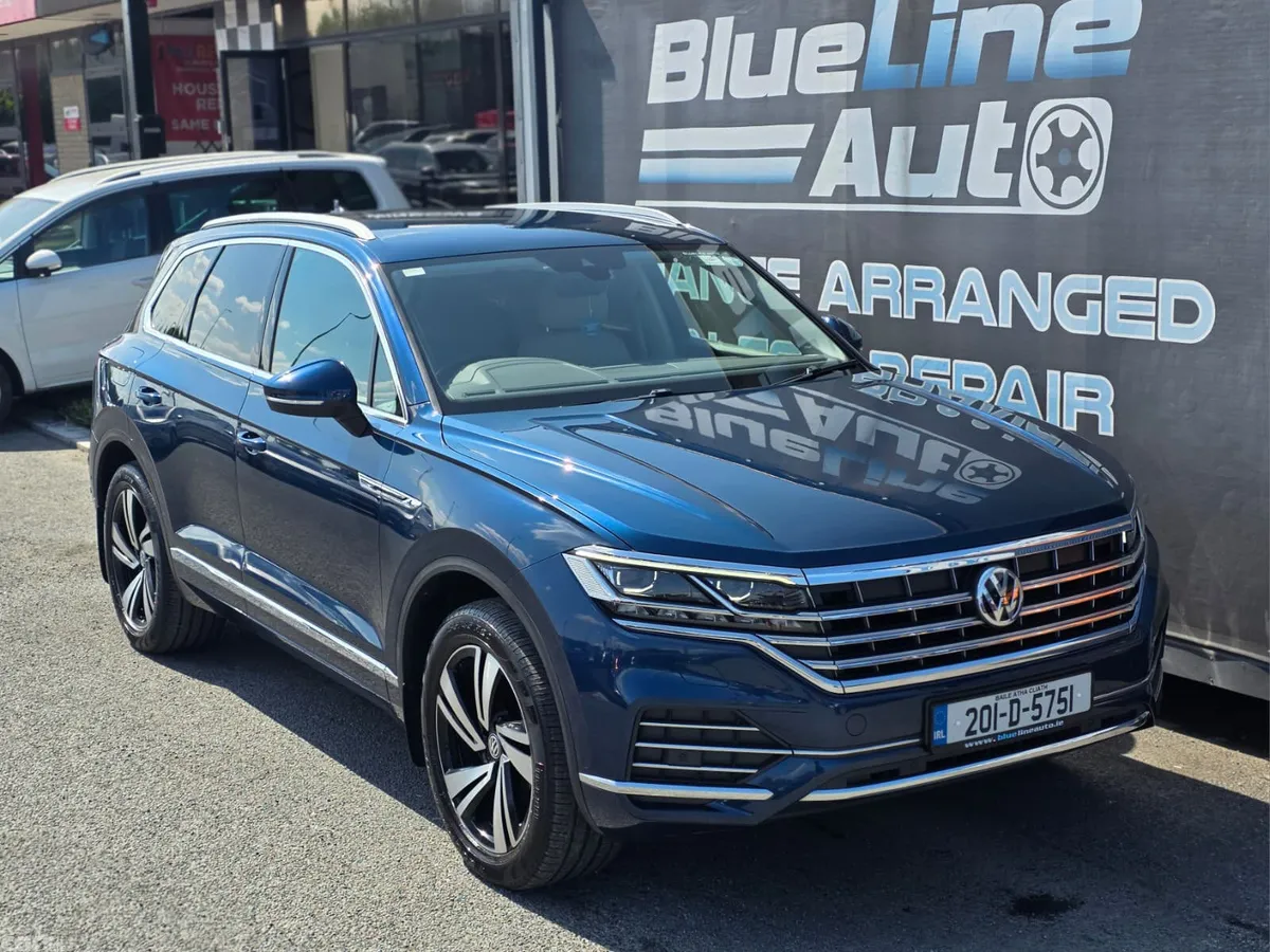 Volkswagen Touareg SUV, Diesel, 2020, Blue