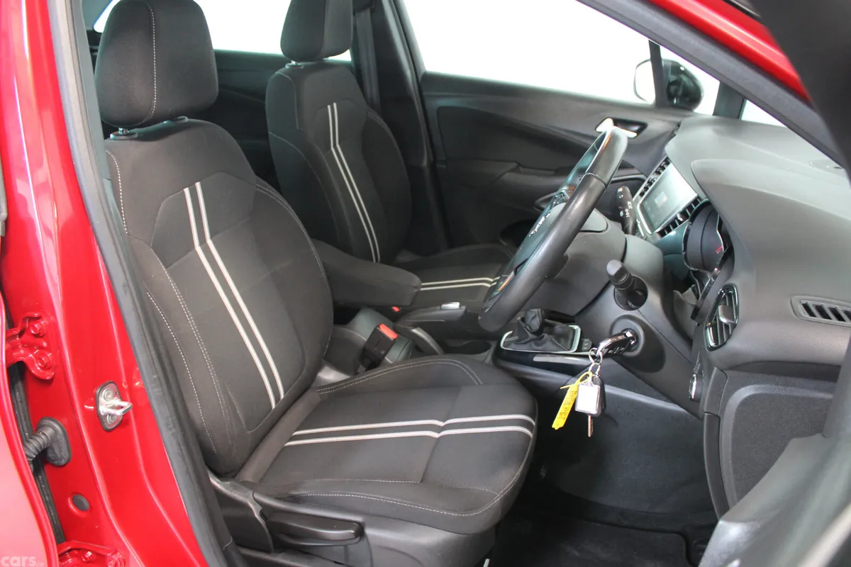 Opel Crossland SUV, Petrol, 2024, Red