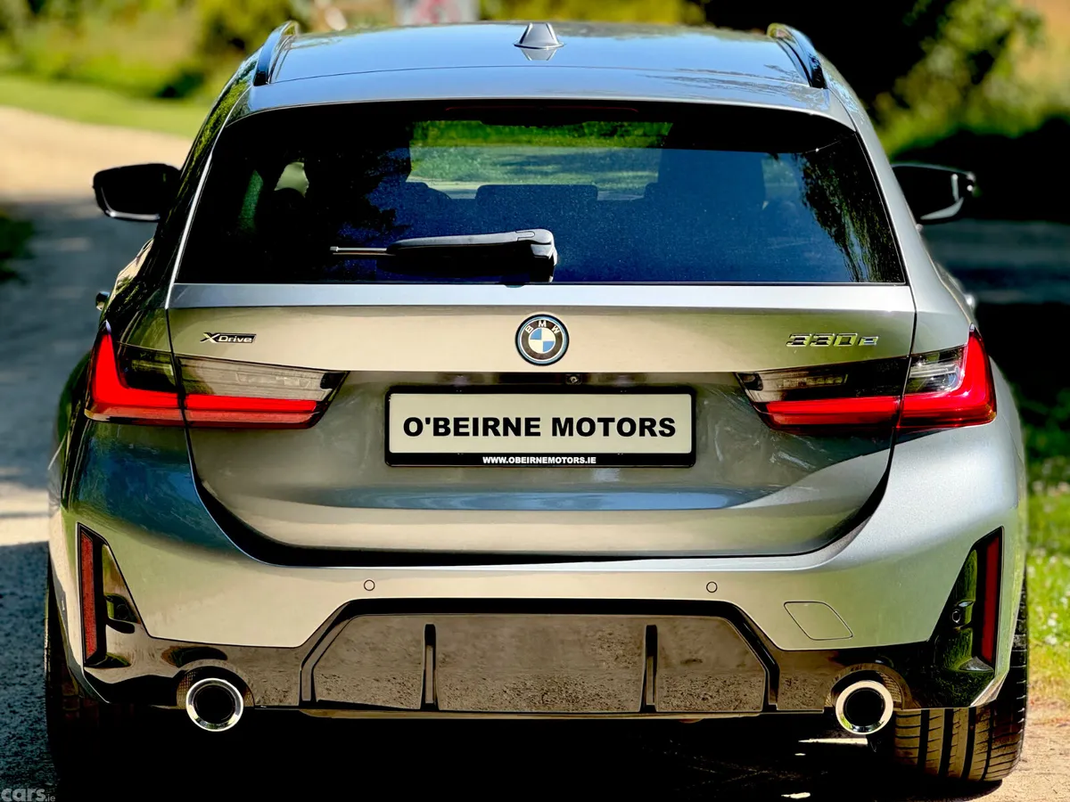 BMW 3-Series Estate/Jeep, Petrol Plug-in Hybrid, 2023, Grey
