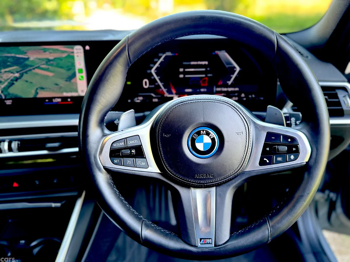 BMW 3-Series Estate/Jeep, Petrol Plug-in Hybrid, 2023, Grey