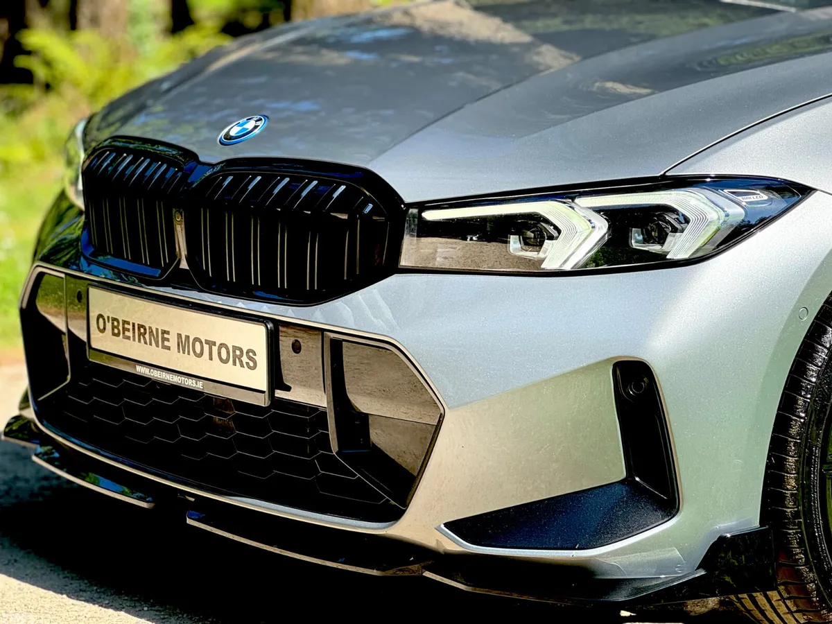 BMW 3-Series Estate/Jeep, Petrol Plug-in Hybrid, 2023, Grey
