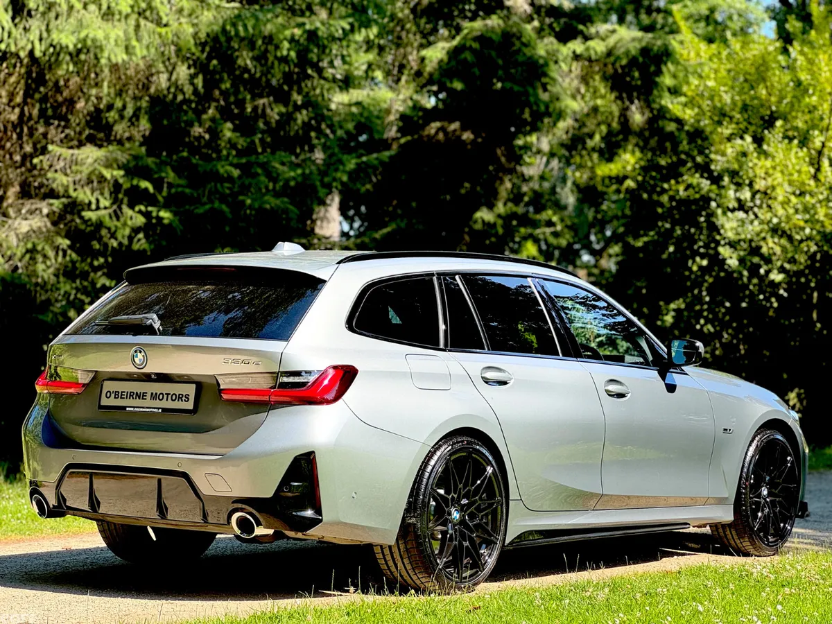 BMW 3-Series Estate/Jeep, Petrol Plug-in Hybrid, 2023, Grey