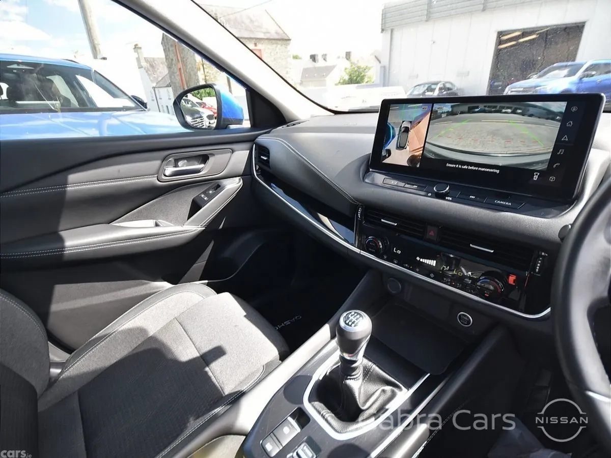 Nissan Qashqai SUV, Petrol Hybrid, 2022, Blue