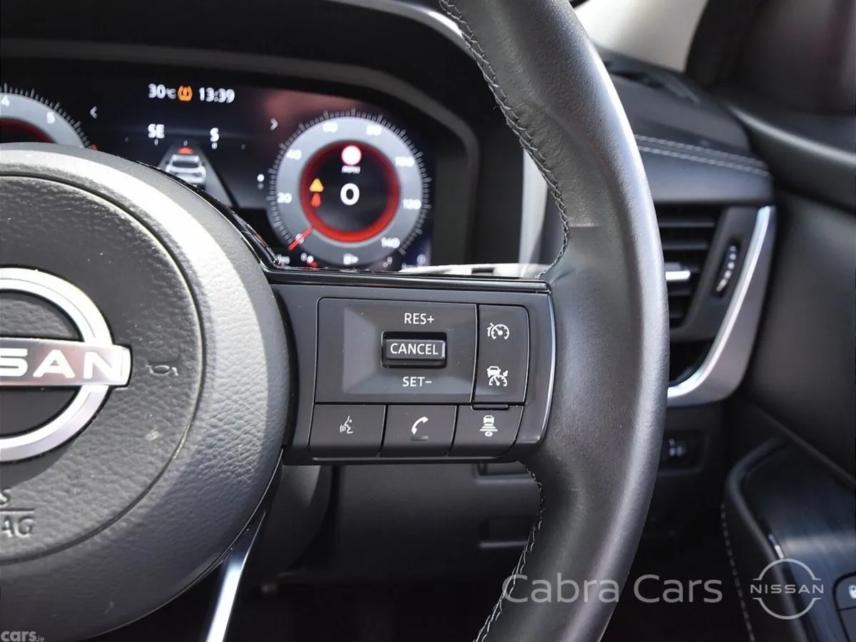 Nissan Qashqai SUV, Petrol Hybrid, 2022, Blue